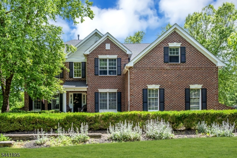 8 Steeplechase Lane Franklin NJ 08802