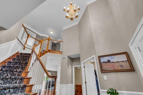 8 Steeplechase Lane Franklin NJ 08802