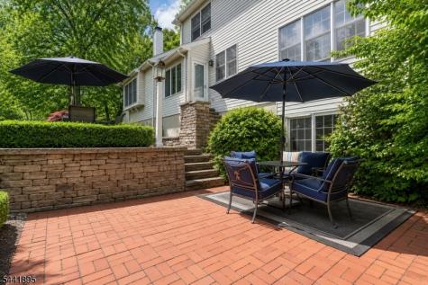 8 Steeplechase Lane Franklin NJ 08802