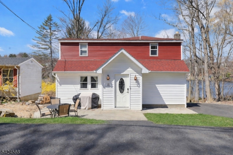 23 Up Mt Glen Lake Drive West Milford NJ 07480