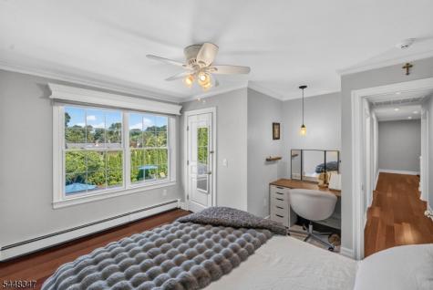 6 Park Lane Jefferson NJ 07438
