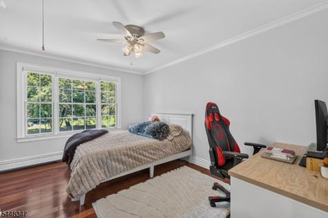 6 Park Lane Jefferson NJ 07438