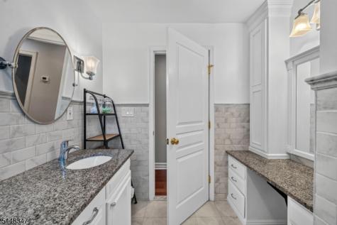 6 Park Lane Jefferson NJ 07438