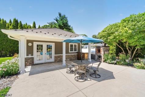 6 Park Lane Jefferson NJ 07438