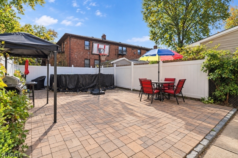 154 Sayre Street Elizabeth NJ 07208