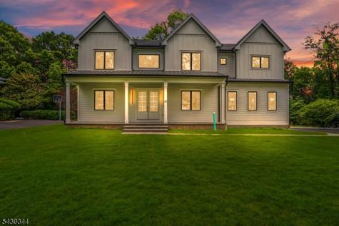 81 Ridge Drive Livingston NJ 07039