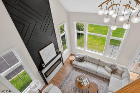 81 Ridge Drive Livingston NJ 07039