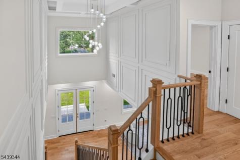 81 Ridge Drive Livingston NJ 07039