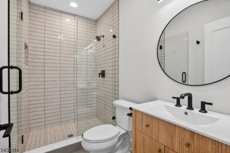 81 Ridge Drive Livingston NJ 07039