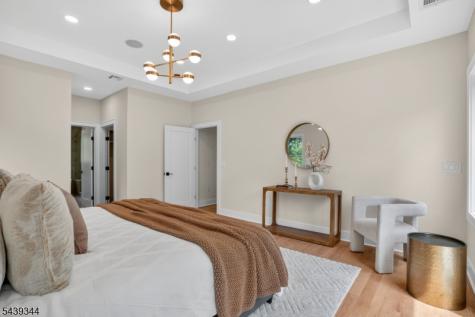 81 Ridge Drive Livingston NJ 07039