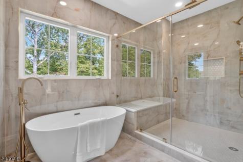 81 Ridge Drive Livingston NJ 07039