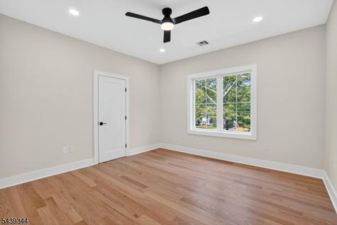 81 Ridge Drive Livingston NJ 07039