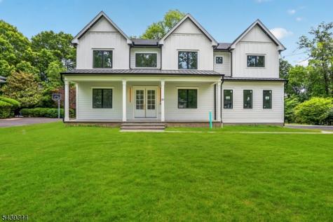 81 Ridge Drive Livingston NJ 07039