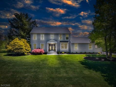 22 Lauren Lane Vernon NJ 07461