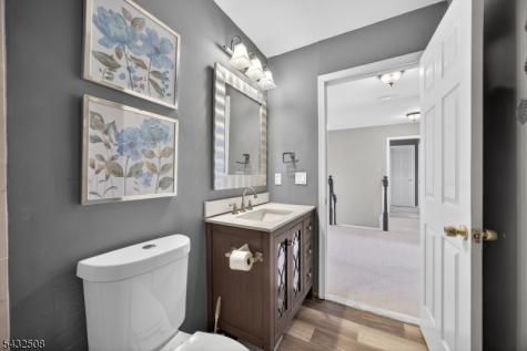 22 Lauren Lane Vernon NJ 07461