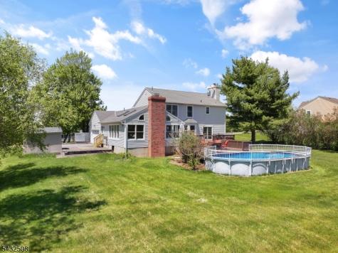 22 Lauren Lane Vernon NJ 07461