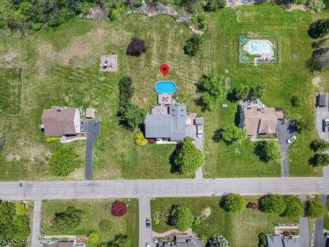 22 Lauren Lane Vernon NJ 07461