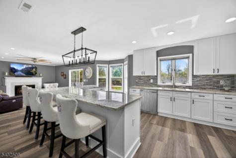 22 Lauren Lane Vernon NJ 07461