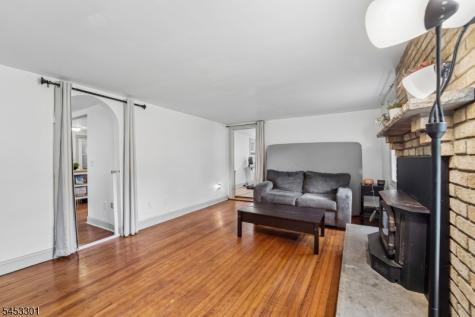 135 Millbrook Road Hardwick NJ 07825