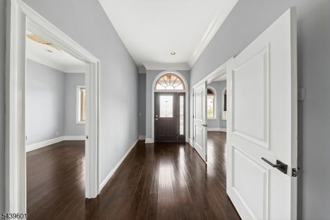 69 Summit Road Elizabeth NJ 07208