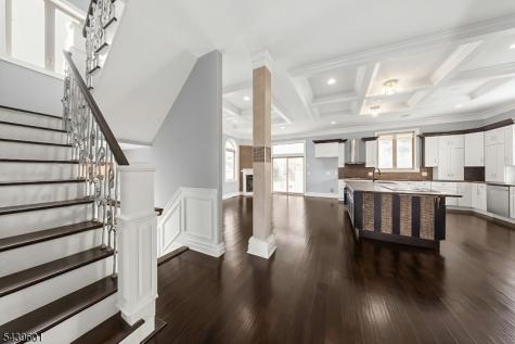 69 Summit Road Elizabeth NJ 07208
