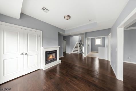 69 Summit Road Elizabeth NJ 07208