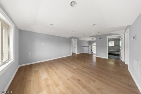 69 Summit Road Elizabeth NJ 07208