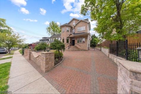 69 Summit Road Elizabeth NJ 07208
