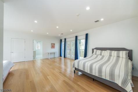 34 W Shore Road Mountain Lakes NJ 07046