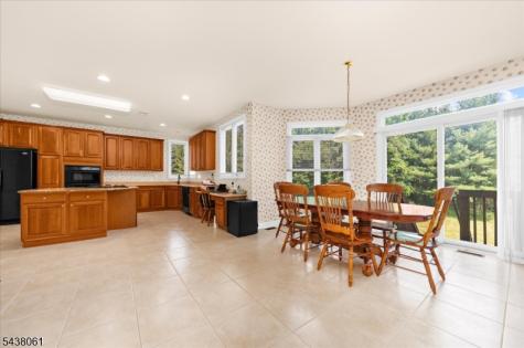 12 Manchur Court Raritan NJ 08822