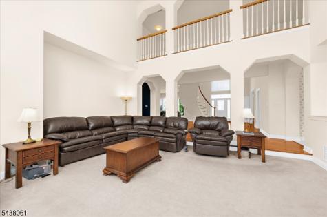 12 Manchur Court Raritan NJ 08822