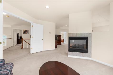 12 Manchur Court Raritan NJ 08822