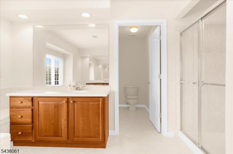 12 Manchur Court Raritan NJ 08822
