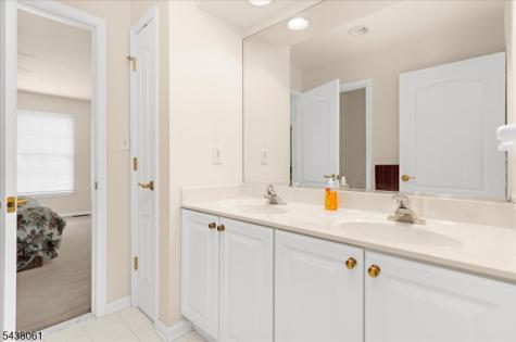 12 Manchur Court Raritan NJ 08822