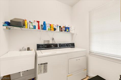 12 Manchur Court Raritan NJ 08822