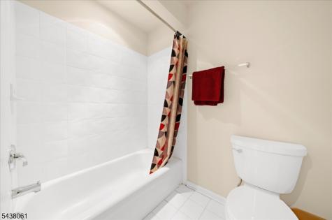 12 Manchur Court Raritan NJ 08822