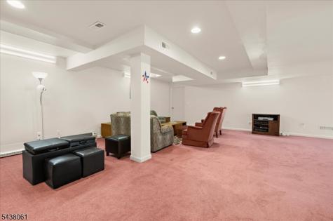 12 Manchur Court Raritan NJ 08822
