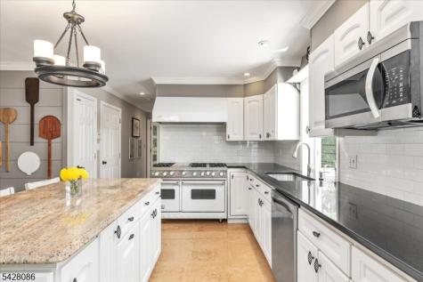 23 Saint Johns Place Fanwood NJ 07023