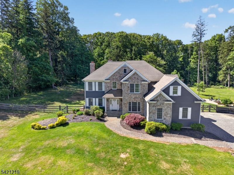 93 Bissell Road Tewksbury NJ 08833