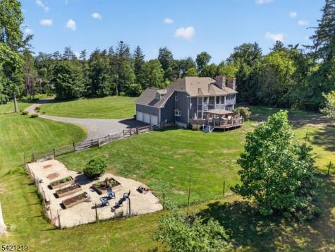 93 Bissell Road Tewksbury NJ 08833