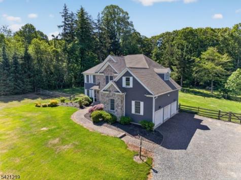93 Bissell Road Tewksbury NJ 08833