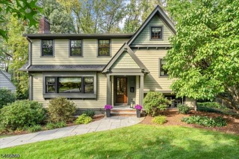 17 Old Oak Drive New Providence NJ 07901