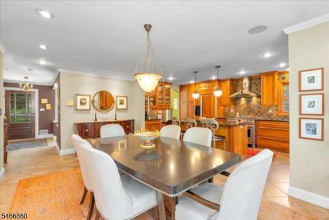 17 Old Oak Drive New Providence NJ 07901