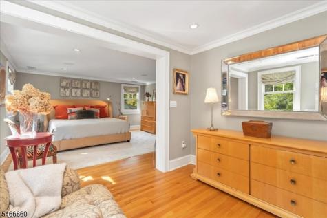 17 Old Oak Drive New Providence NJ 07901
