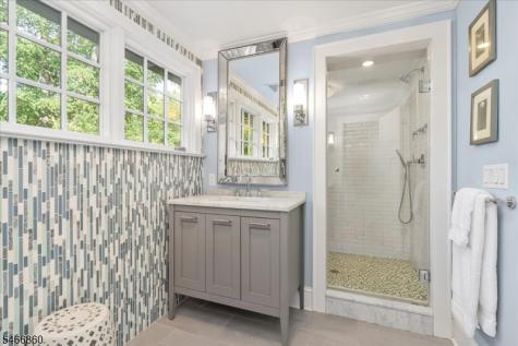 17 Old Oak Drive New Providence NJ 07901