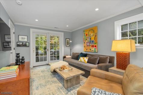 17 Old Oak Drive New Providence NJ 07901