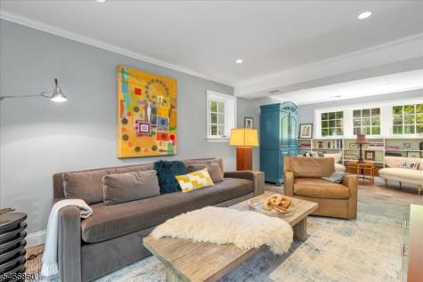 17 Old Oak Drive New Providence NJ 07901
