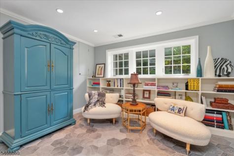 17 Old Oak Drive New Providence NJ 07901
