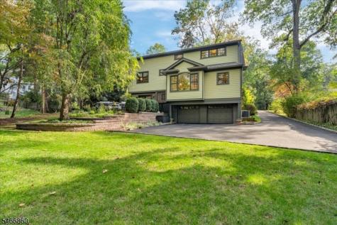 17 Old Oak Drive New Providence NJ 07901
