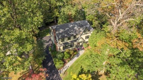 17 Old Oak Drive New Providence NJ 07901